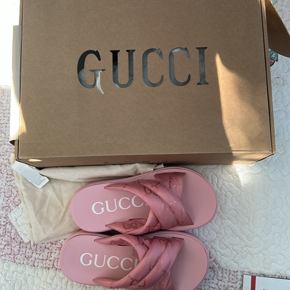 Gucci platform slides. 7-7.5 - Picture 14 of 15